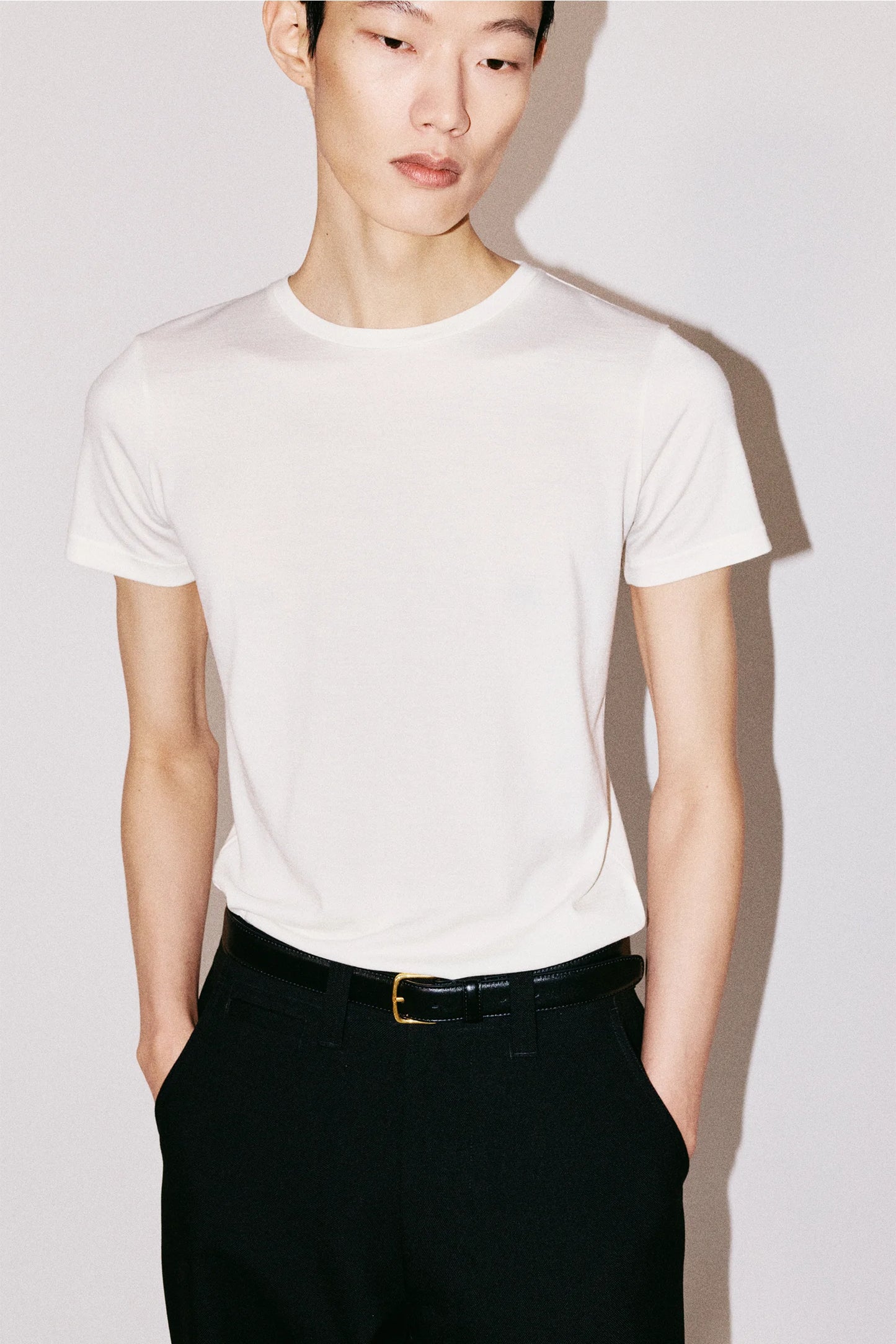 30CR–SHARP FITTED MERINO WOOL T-SHIRT IN OFF-WHITE