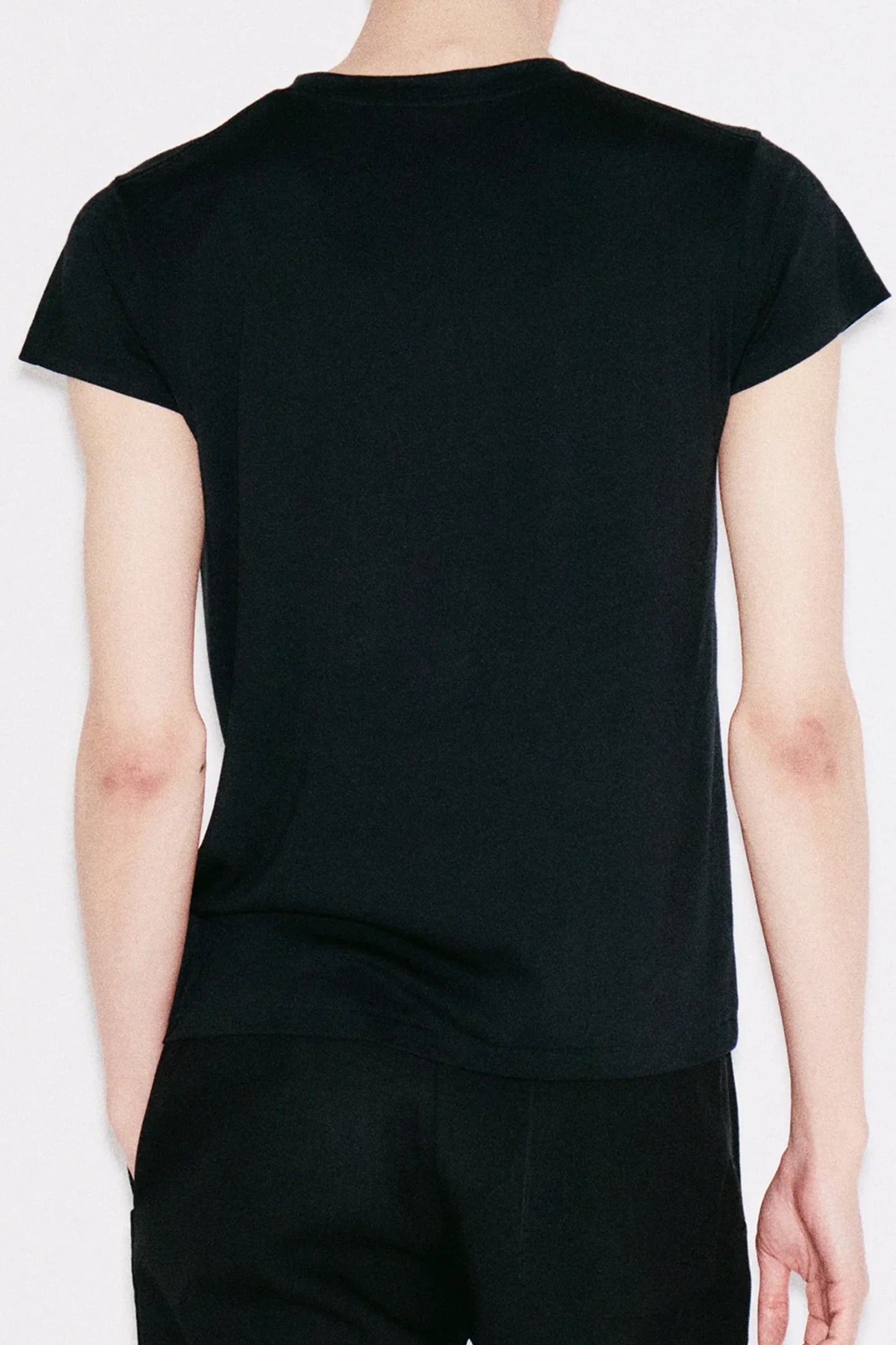 50CR–RELAXED MERINO WOOL T-SHIRT IN BLACK
