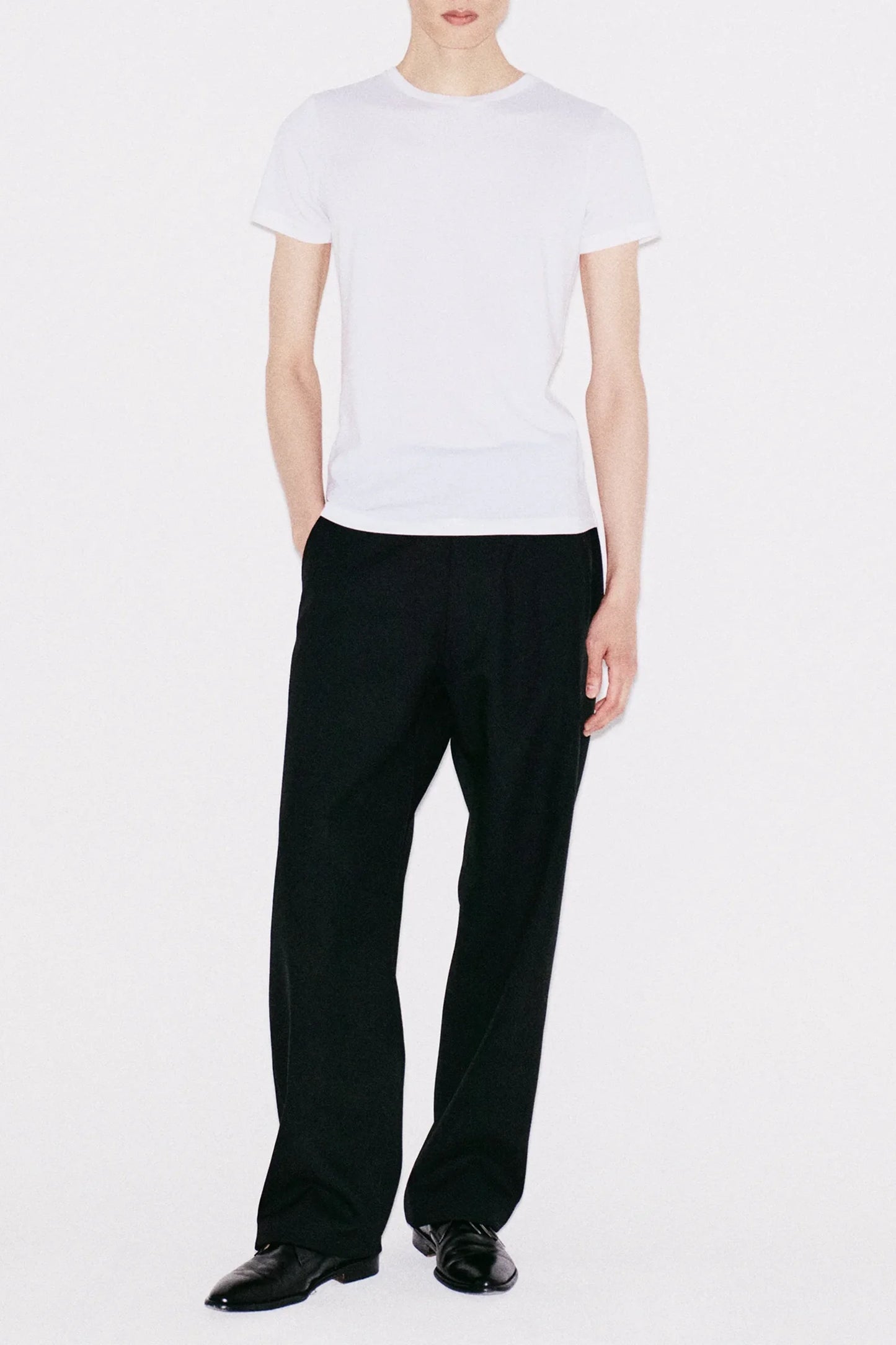 CL–STRUCTURED VOLUME WOOL CANVAS TROUSER IN BLACK